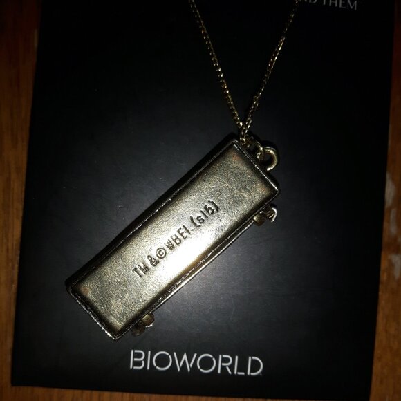 Brand new Fantastic Beasts and Where to Find Them Newt Scamander Locket Necklace - Picture 3 of 5